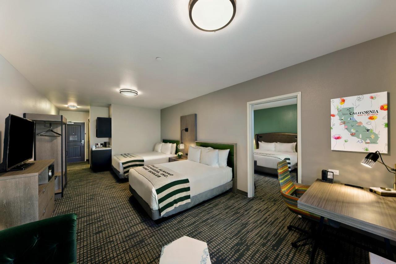 Oxford Suites Paso Robles Exteriör bild