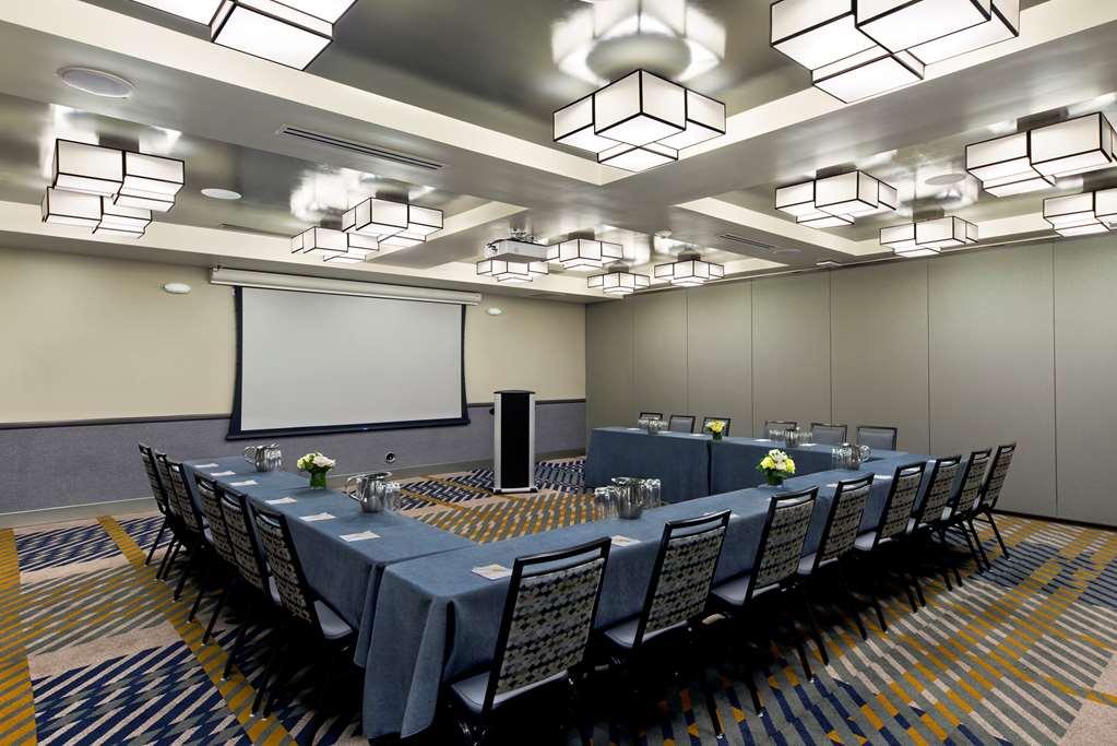 Oxford Suites Paso Robles Bekvämligheter bild