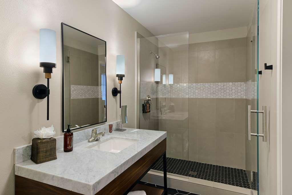 Oxford Suites Paso Robles Rum bild