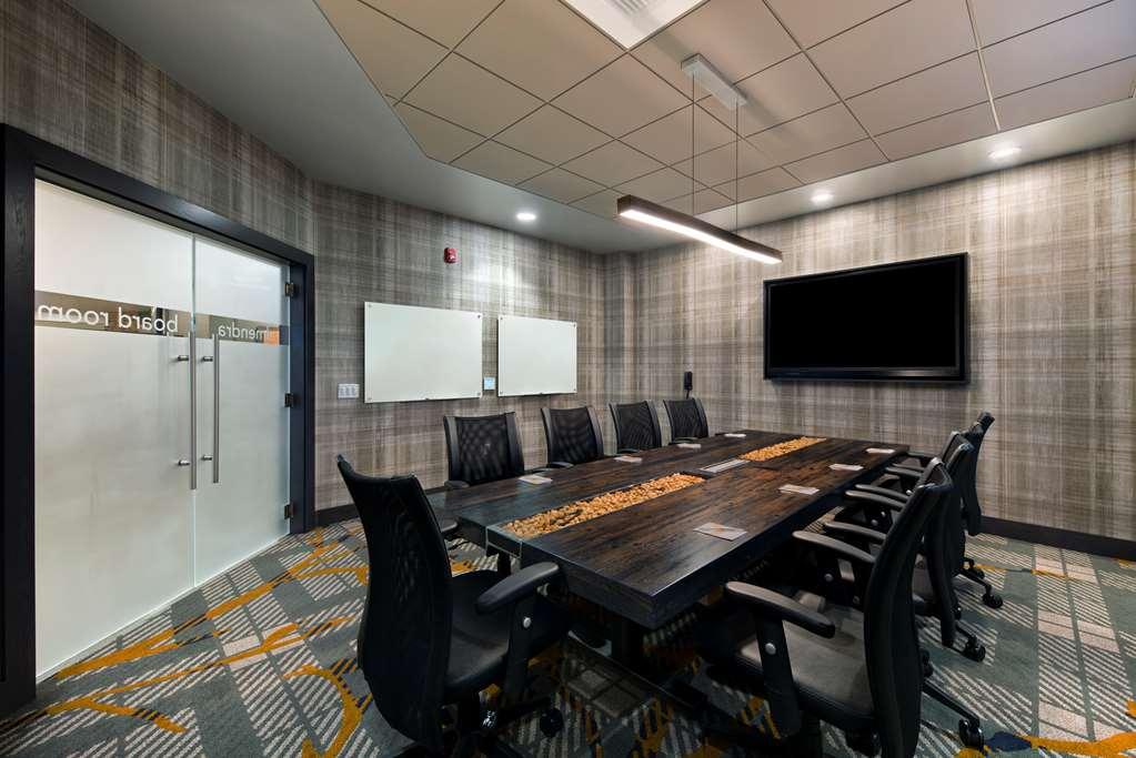 Oxford Suites Paso Robles Bekvämligheter bild