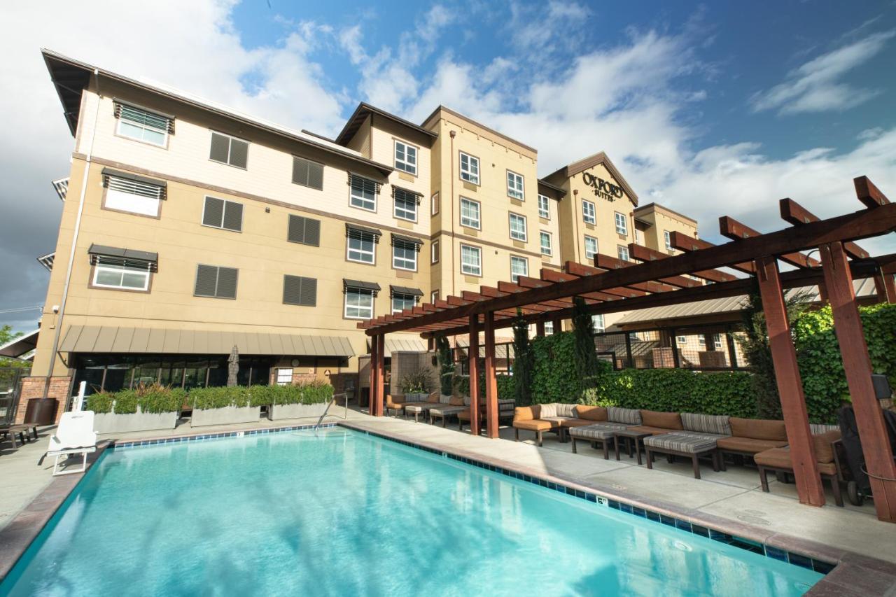 Oxford Suites Paso Robles Exteriör bild
